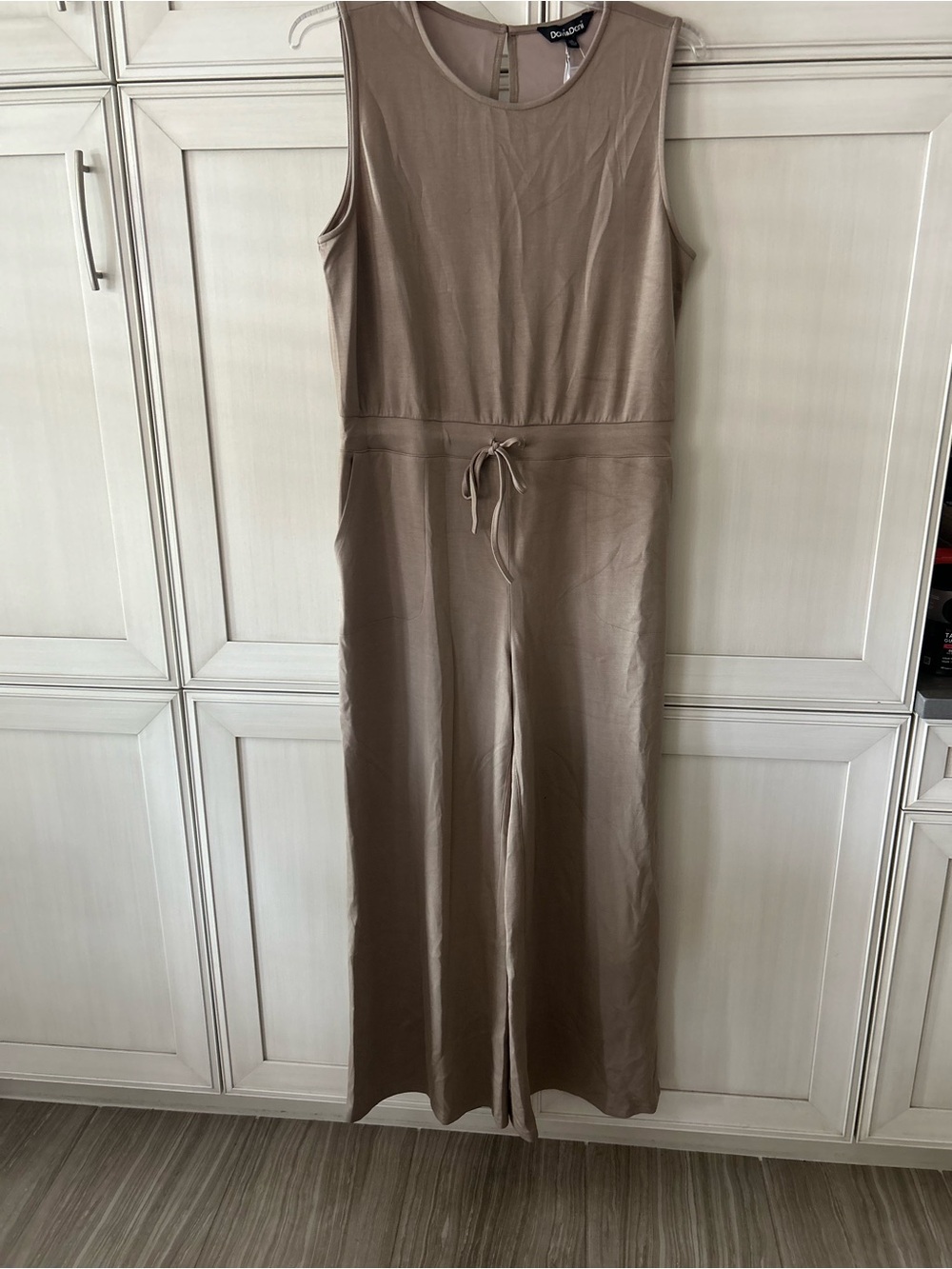 DAVI & DANI Taupe Sleeveless Drawstring Wide-Leg Jumpsuit
